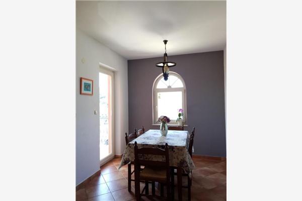 Apartment A1, for 6 persons