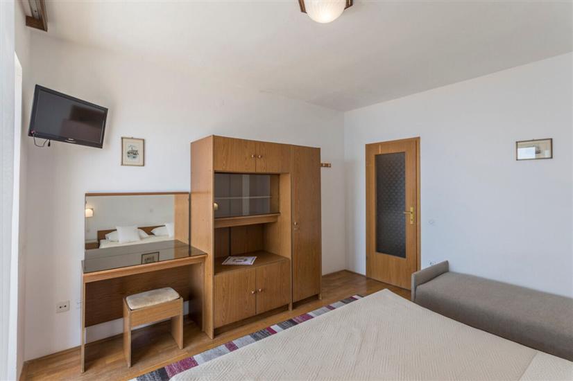 Apartment A1, for 3 persons