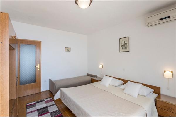 Apartment A1, for 3 persons