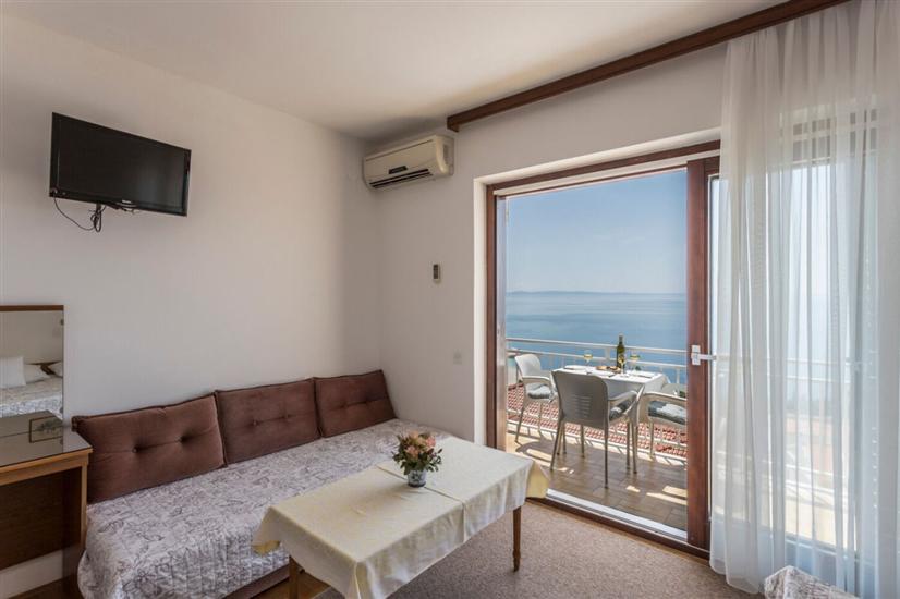 Apartment A2, for 3 persons