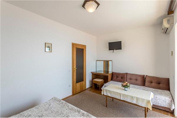 Apartment A2, for 3 persons