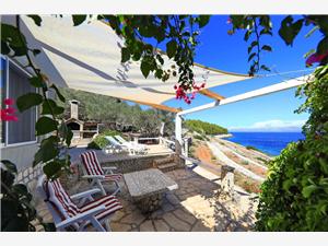 House Doria Vela Luka - island Korcula, Size 40.00 m2, Airline distance to the sea 40 m