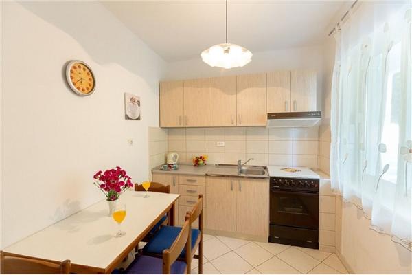 Apartment A2, for 4 persons