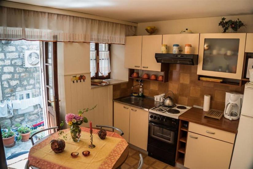 Apartment A2, for 5 persons