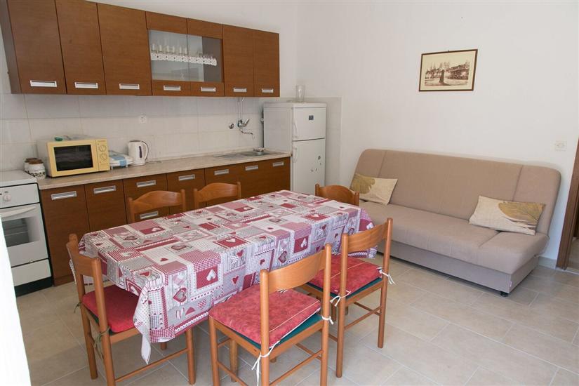 Apartment A1, for 7 persons