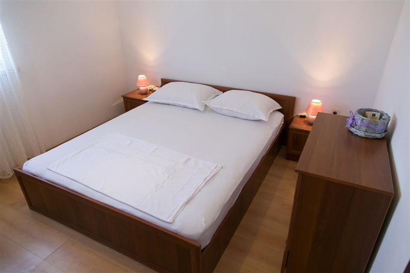 Apartment A1, for 7 persons