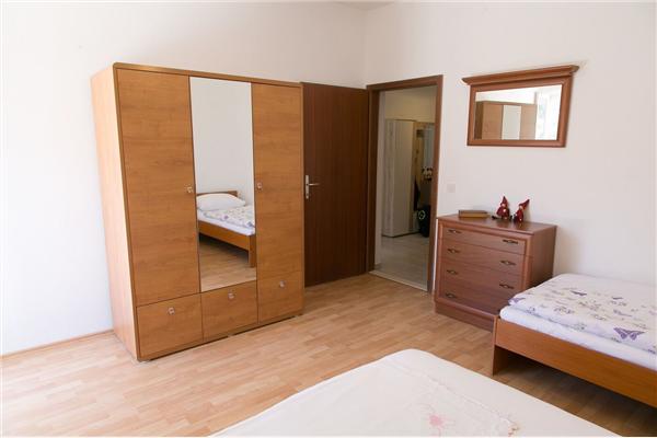 Apartment A1, for 7 persons
