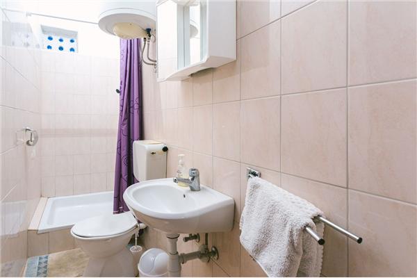 Apartment A1, for 7 persons