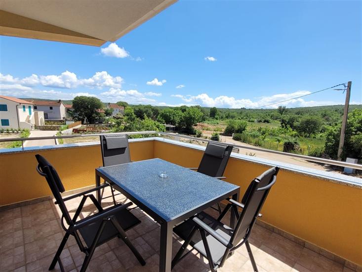 Apartment A2, for 3 persons