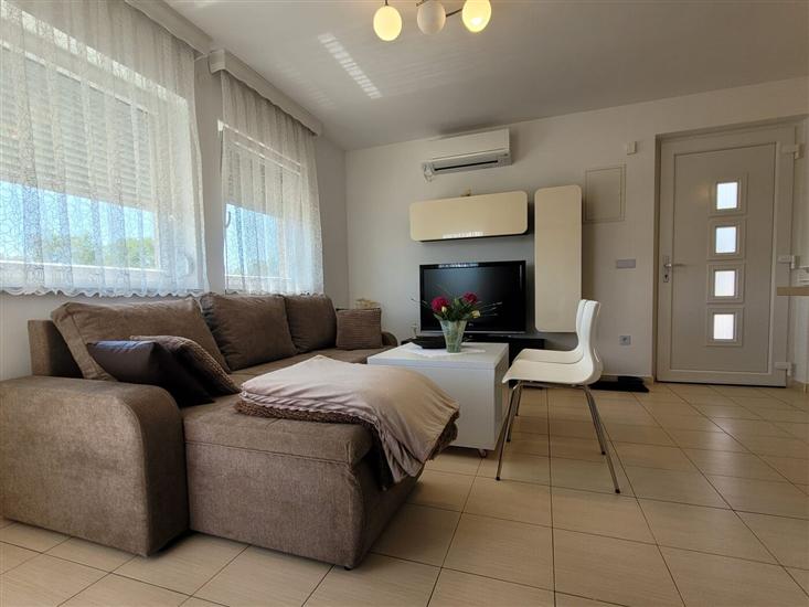 Apartment A2, for 3 persons