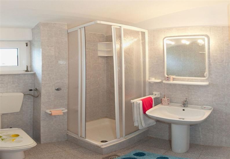 Lägenhet A3, för 5 personer