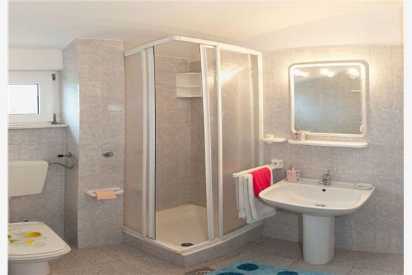 Lägenhet A3, för 5 personer