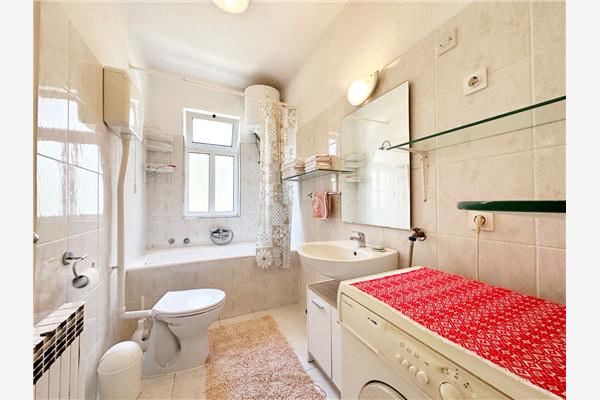 Apartment A3, for 6 persons