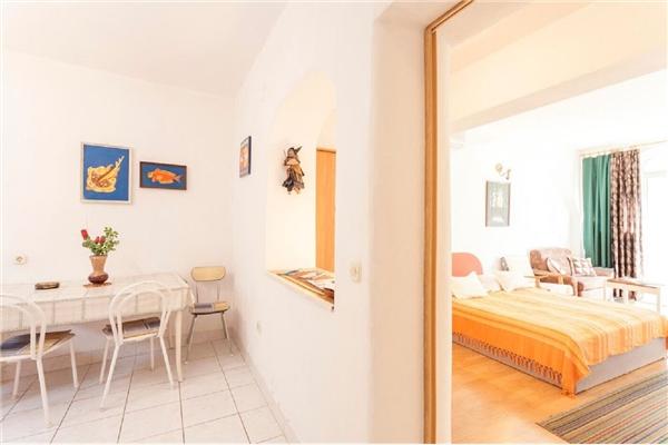 Apartment A2, for 5 persons