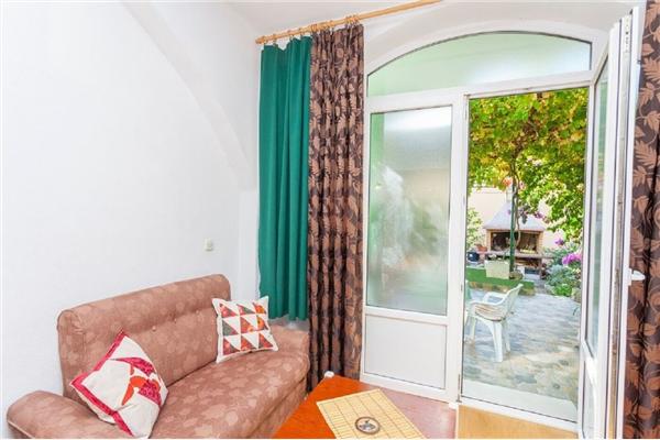 Apartment A2, for 5 persons