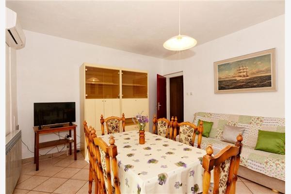 Lägenhet A1, för 5 personer