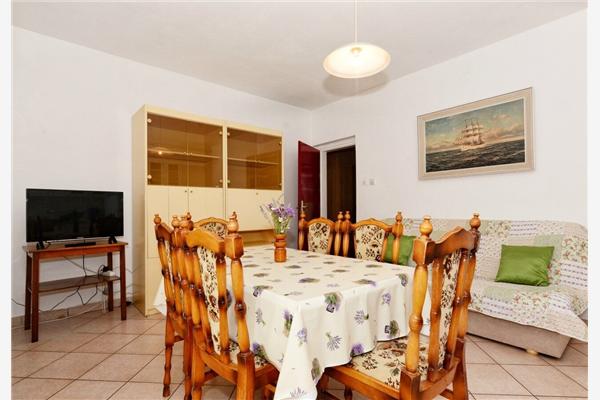 Lägenhet A1, för 5 personer