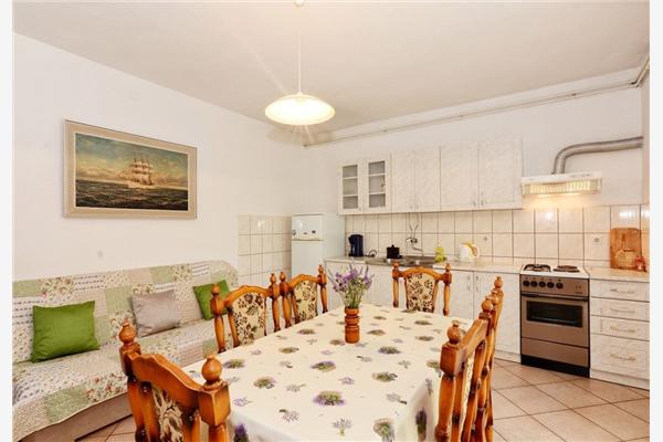 Lägenhet A1, för 5 personer