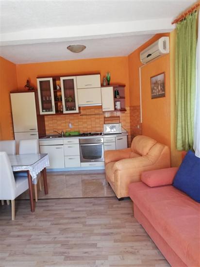 Apartment A1, for 3 persons
