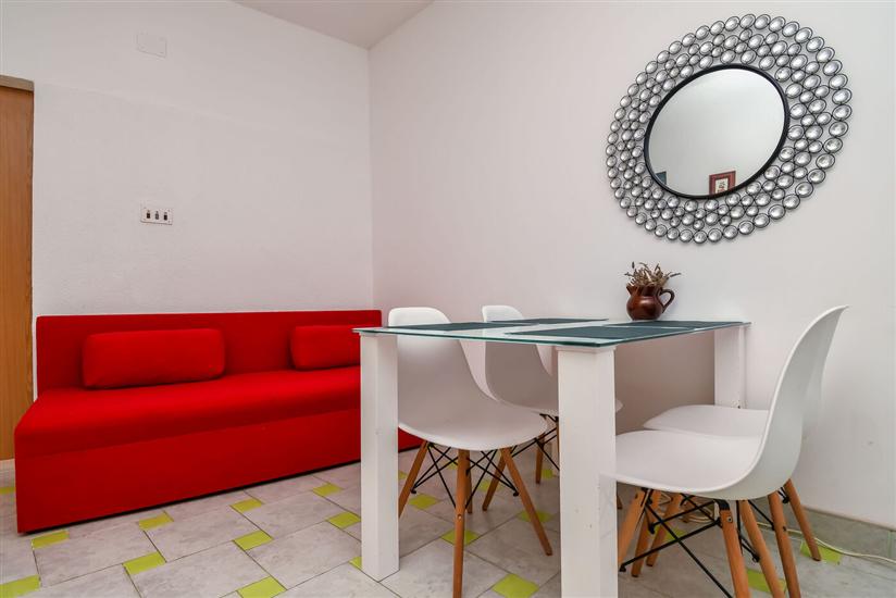 Apartment A1, for 5 persons