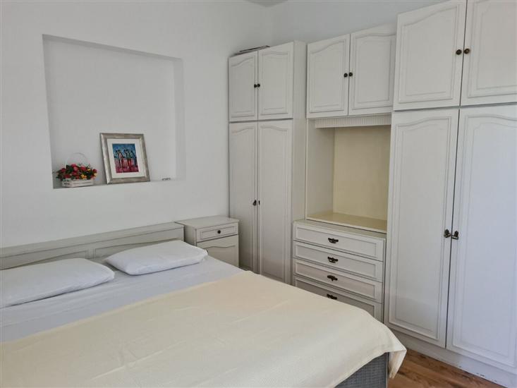 Apartment A1, for 3 persons
