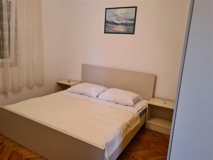 Apartment A2, for 3 persons