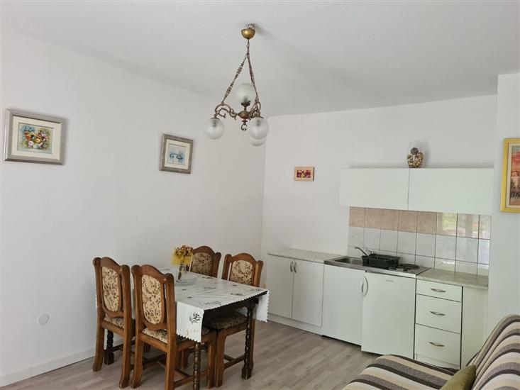 Apartment A2, for 3 persons