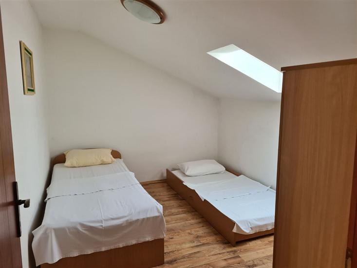 Apartment A3, for 6 persons