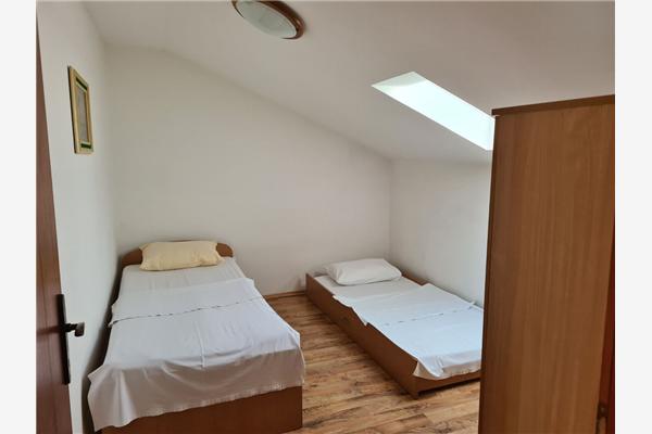 Apartment A3, for 6 persons