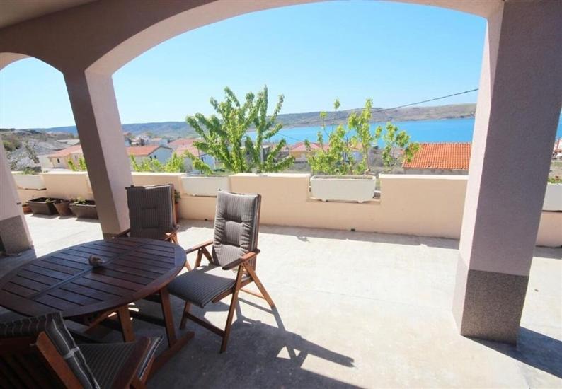 Apartment A2, for 5 persons