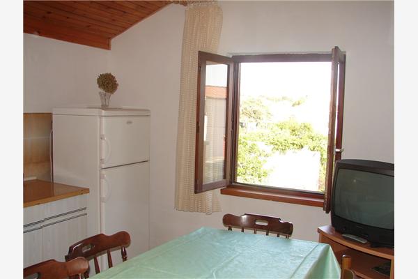 Apartment A1, for 5 persons