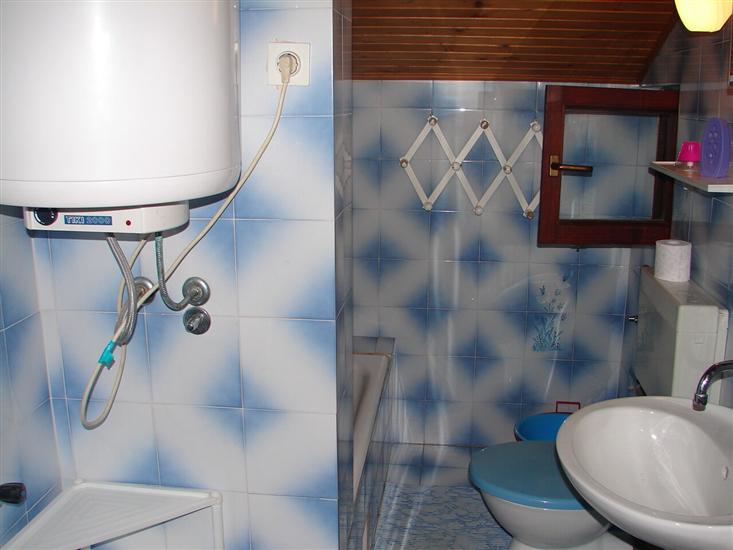 Apartment A1, for 5 persons