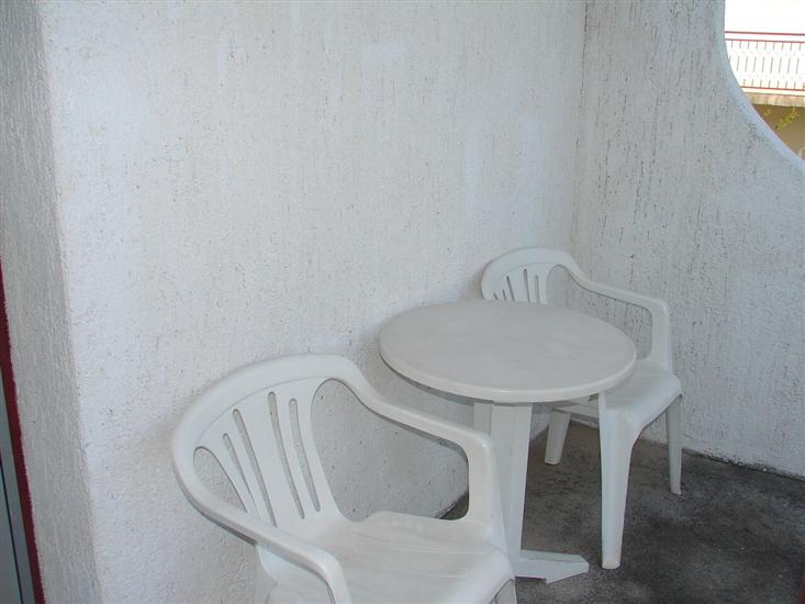 Apartment A2, for 5 persons