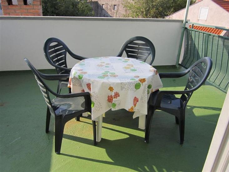 Apartment A2, for 3 persons