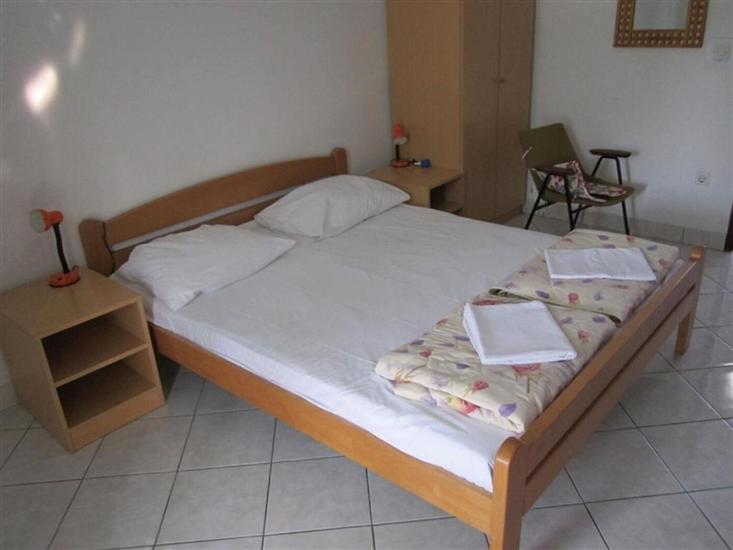 Apartment A2, for 3 persons
