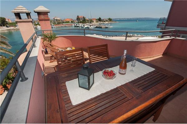 Apartment A1, for 3 persons