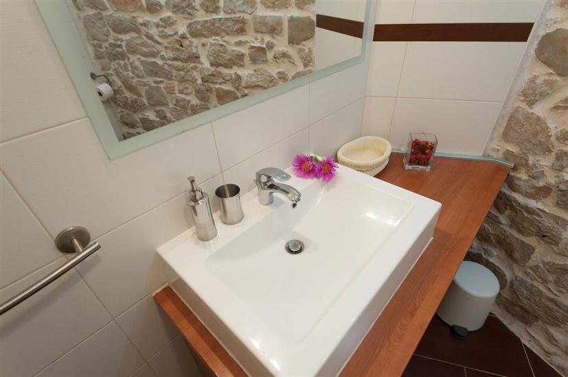 Apartment A1, for 3 persons