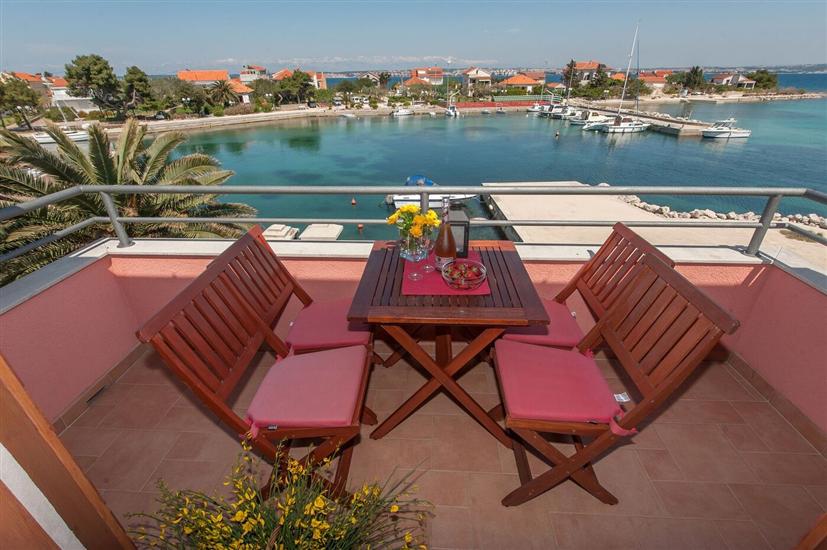 Apartment A2, for 4 persons