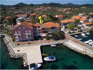 Apartments Ivan Poljana - island Ugljan, Size 46.00 m2, Airline distance to the sea 100 m