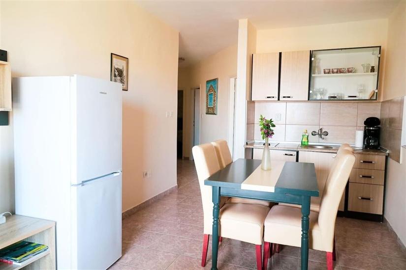 Apartment A5, for 5 persons