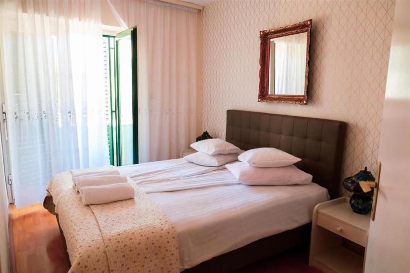 Apartment A6, for 5 persons