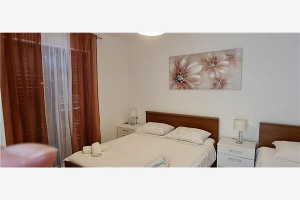 Apartment A1, for 3 persons