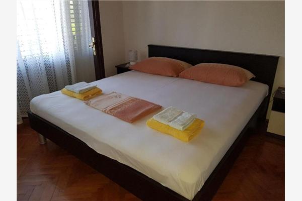 Apartment A4, for 4 persons