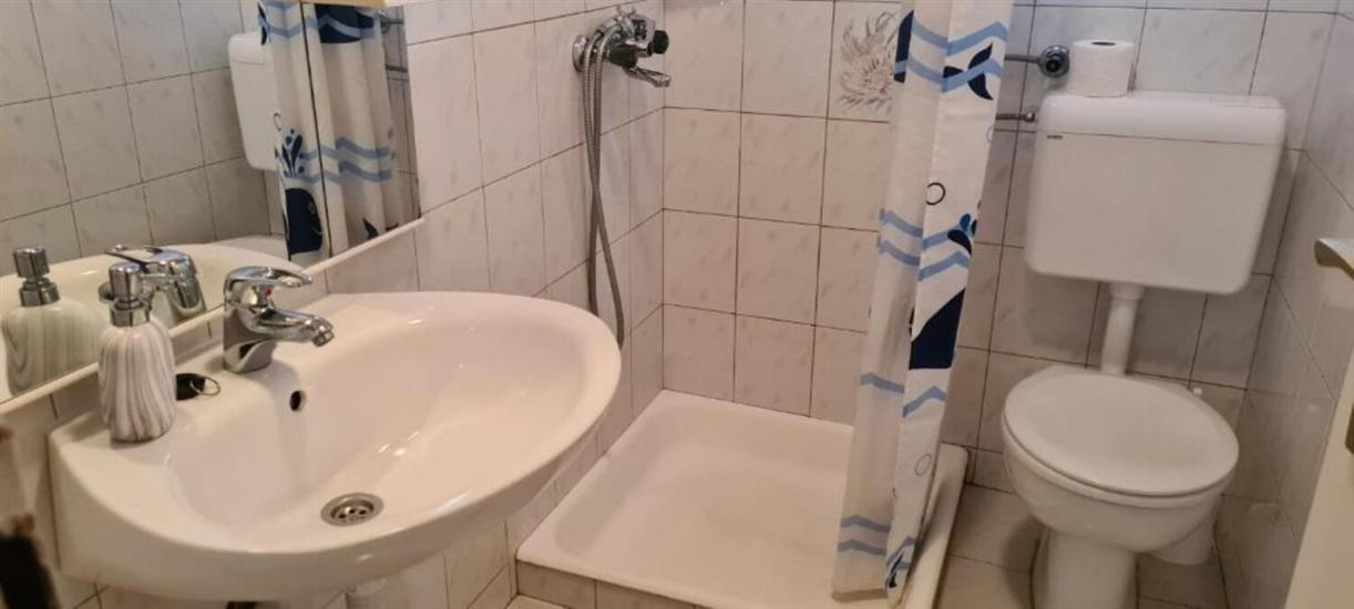 Apartment A4, for 4 persons