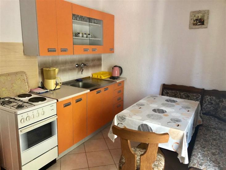 Apartment A2, for 4 persons