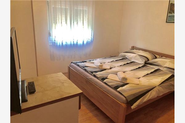 Apartment A4, for 4 persons