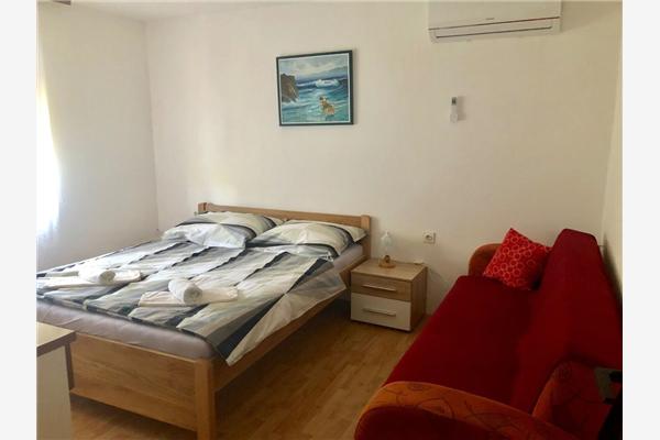 Apartment A4, for 4 persons