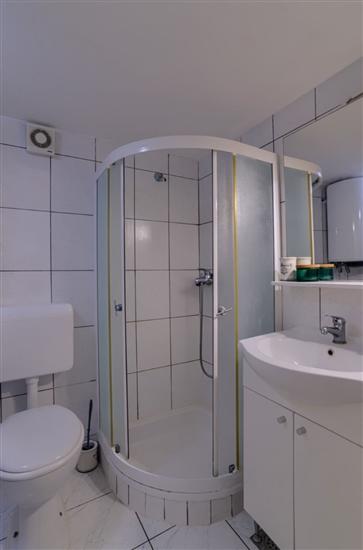 Apartment A4, for 4 persons