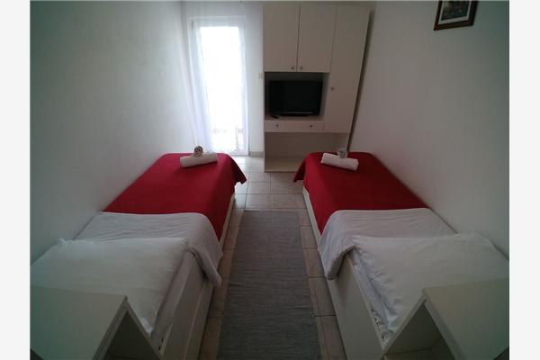 Apartment A2, for 4 persons