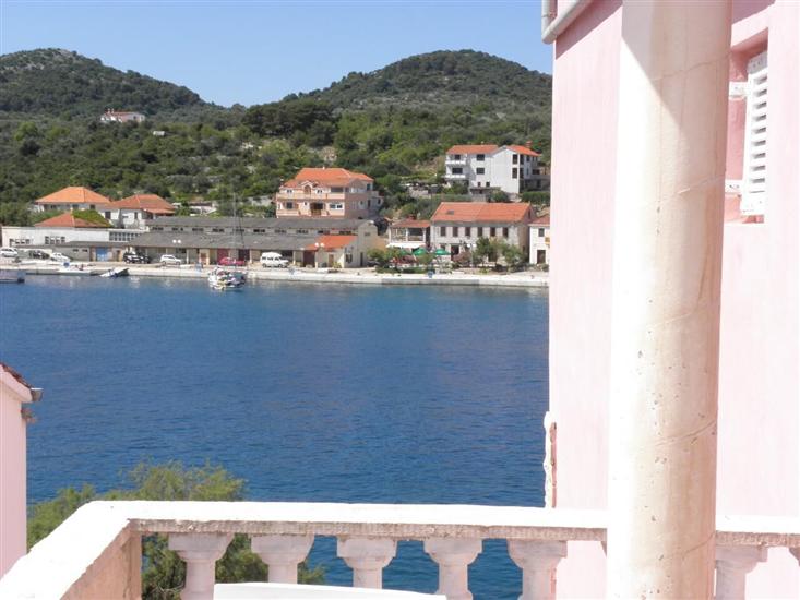 Apartment A5, for 3 persons